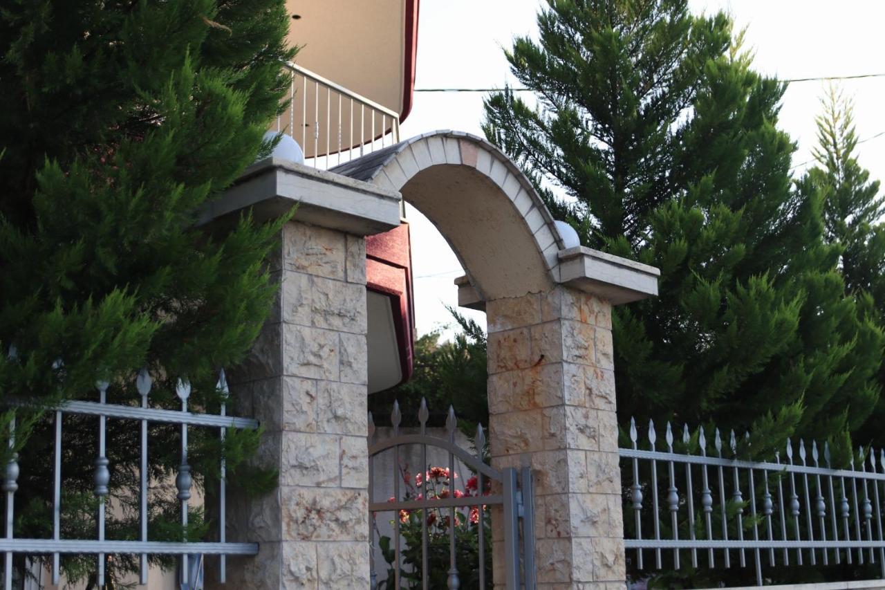 Kriopigi Apartments Esterno foto